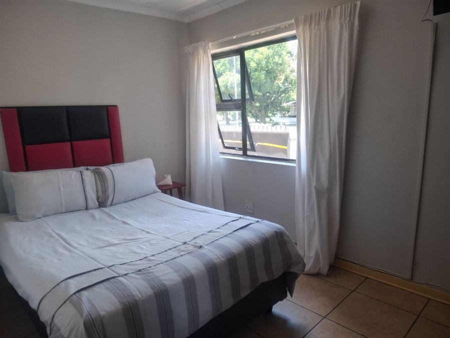To Let  Bedroom Property for Rent in Kroonstad Central Free State